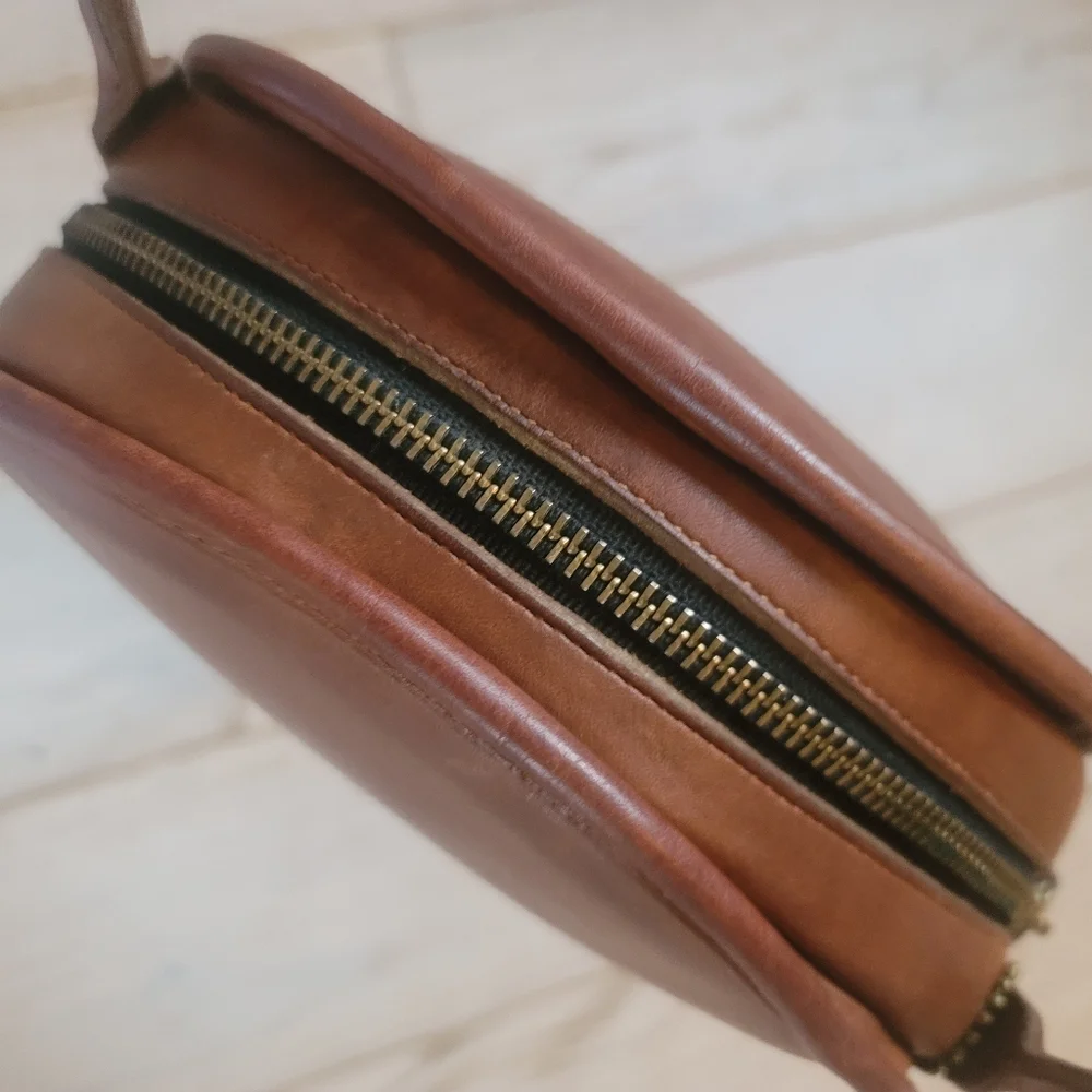 COACH True Vintage Kimball Zip Half Moon Crossbody Bag Classic British Tan - Picture 9 of 15